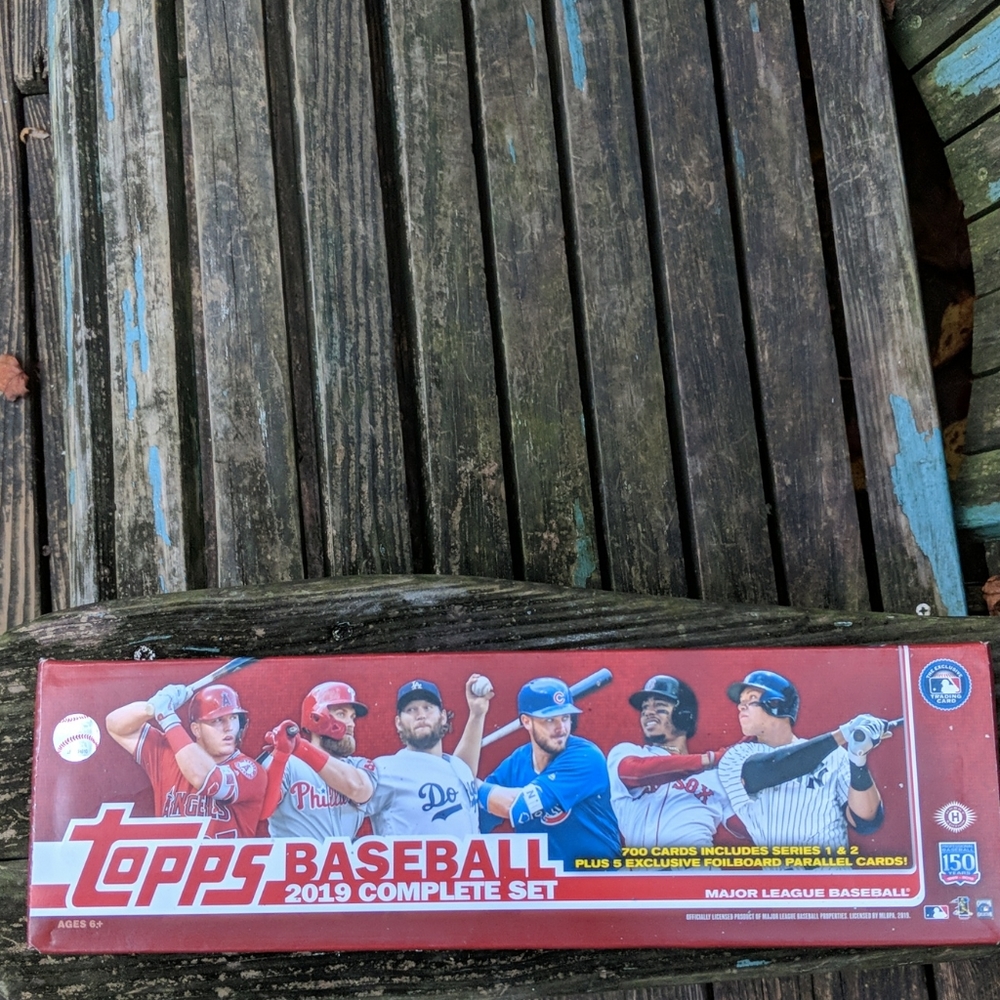 Topps 2019 Complete Set Baseball